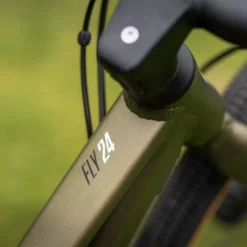 Barncykel Superior F.L.Y. 24 DB Grön/silver 11 Barncykel Superior F.L.Y. 24 DB Grön/silver -Cyklar affär 16484 f l y 24 db matte olive metallic hologram chrome 2 1200