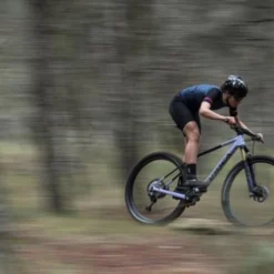 Mtb Orbea Alma H10-eagle Turkos -Cyklar affär ALMA20shooting action0720 20Small 1