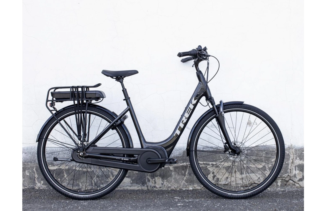 Elcykel Trek District+ 4 Lowstep 300wh Dam Svart 4 Elcykel Trek District+ 4 Lowstep 300wh Dam Svart - Bild 2