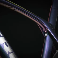 Racercykel Trek Aero Madone Slr 9 Gen 6 Lila 18 Racercykel Trek Aero Madone Slr 9 Gen 6 Lila -Cyklar affär G 601842605707 5