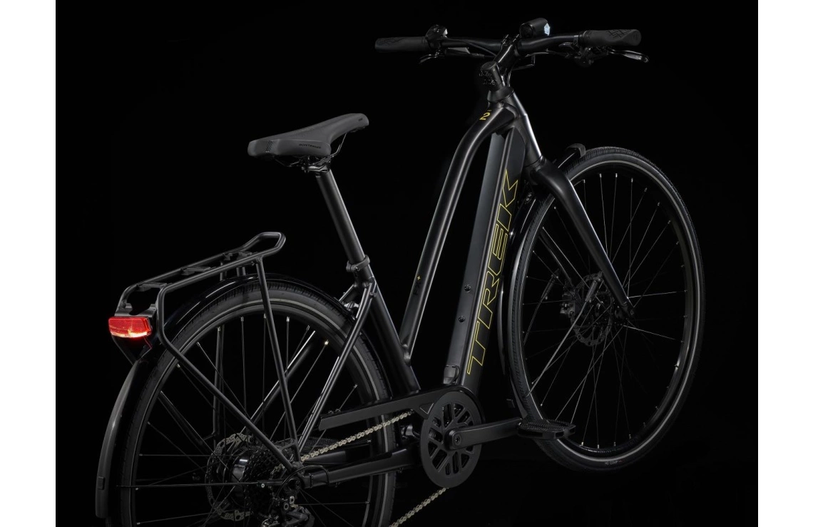 Elcykel Trek Fx+ 2 Stagger Dam Svart 5 Elcykel Trek Fx+ 2 Stagger Dam Svart - Bild 3