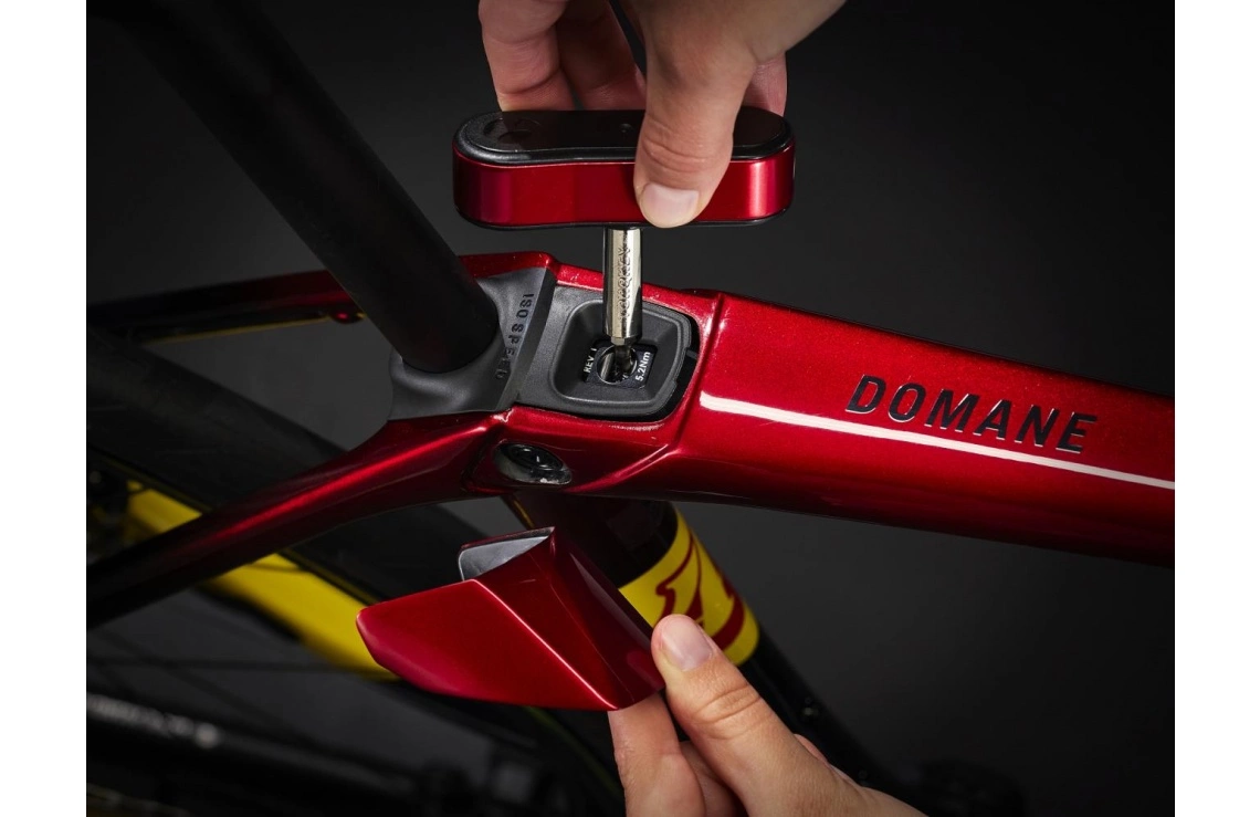 Racercykel Trek Domane Slr 6 Etap Gen 4 Röd/Blå 11 Racercykel Trek Domane Slr 6 Etap Gen 4 Röd/Blå - Bild 9