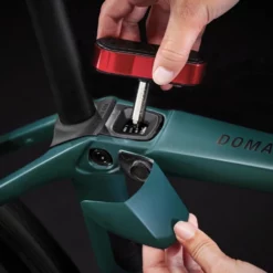 Racercykel Trek Domane Slr 6 Gen 4 Grön 22 Racercykel Trek Domane Slr 6 Gen 4 Grön -Cyklar affär G 601842806913 9