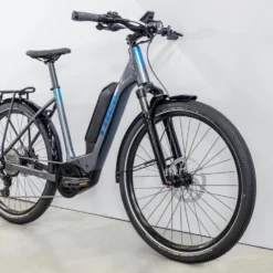 Elcykel Trek Allant+ 6 Lowstep 545wh Dam Grå -Cyklar affär G 768682582268 2