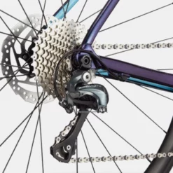 Racercykel Cannondale CAAD13 Disc Tiagra Lila 10 Racercykel Cannondale CAAD13 Disc Tiagra Lila -Cyklar affär c21 c13421u caad13 disc tgra prh d3