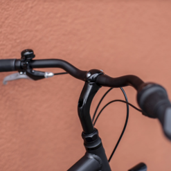 Hybridcykel Trek District 1 Equipped Svart 19 Hybridcykel Trek District 1 Equipped Svart -Cyklar affär district1equipped 21 33526 a alt8