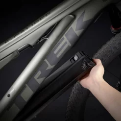 El MTB Trek E-Caliber 9.6 Grön/svart 16 El MTB Trek E-Caliber 9.6 Grön/svart -Cyklar affär ecaliber96us 21 34353 a alt2