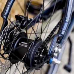 Elcykel Trek District+ 2 7-växlar 400Wh Grå -Cyklar affär feuygrfiuweqyriyqwiurfeo