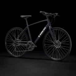 Hybridcykel Trek FX 2 Disc Navy 26 Hybridcykel Trek FX 2 Disc Navy -Cyklar affär fx2disc 22 35003 c portrait
