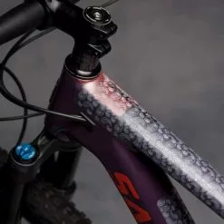 Ramskydd Dyedbro Bandana White