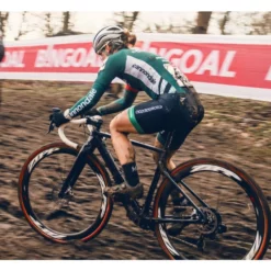 Cyclocross Cannondale SuperSix EVO CX Grå/lila/svart -Cyklar affär s6 evo cx desktop flytothefinishline 1